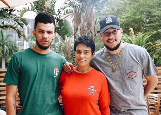 AKA's Mom Not Yet Approved Of Her Son's Relationship With ...